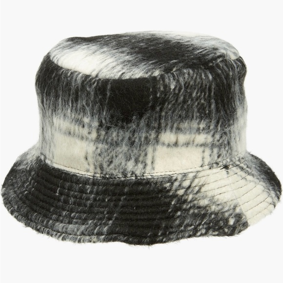 Melrose Market Plaid Eyelash Bucket Hat - Picture 1 of 6
